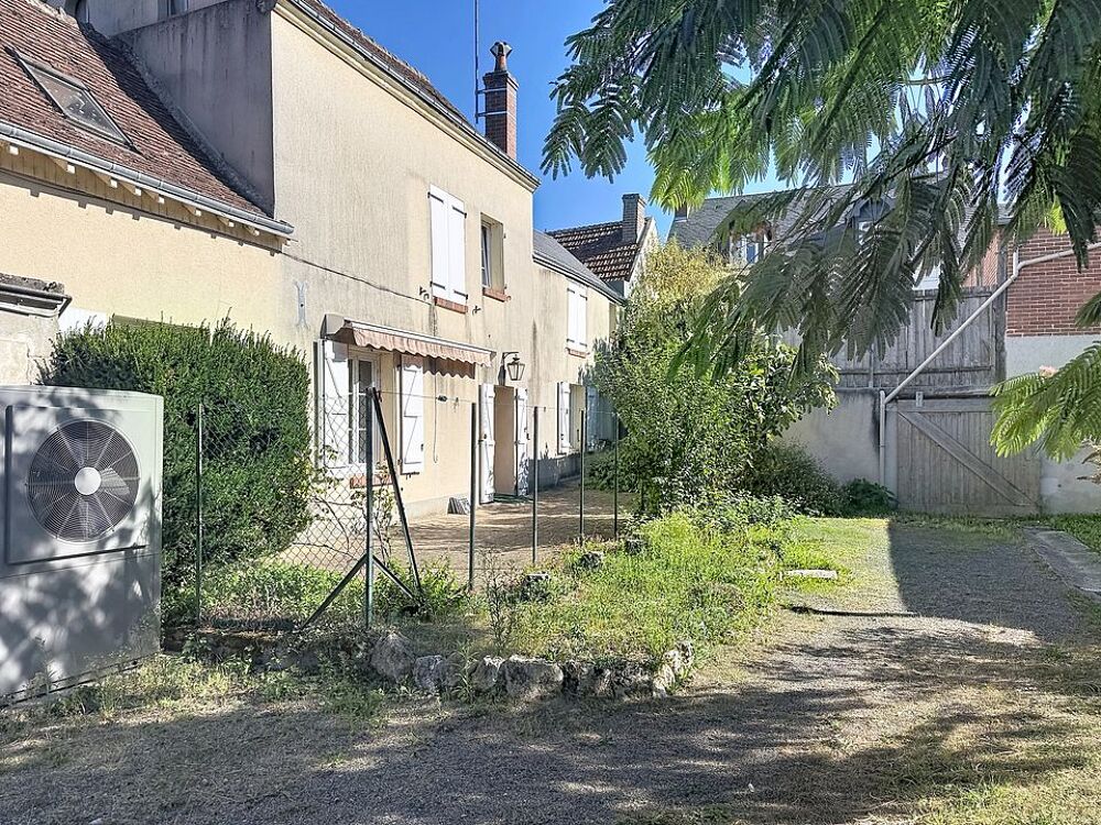 Vente Maison MAISON ANCIENNE AVEC 6 GARAGES Amboise