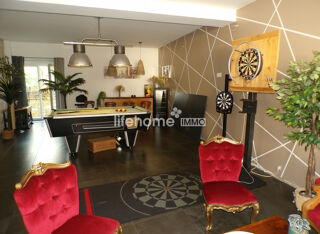  Maison � vendre 4 pi�ces 238 m�