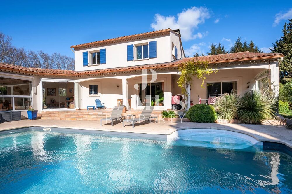 � vendre  Maison Fontvieille (13990)