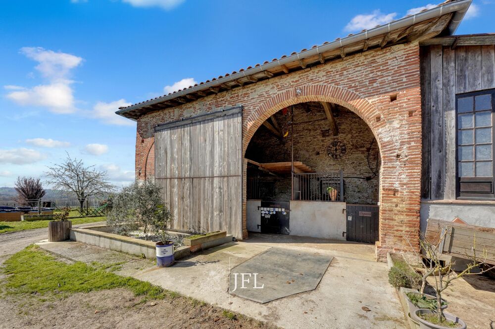 Vente Maison Propriété équestre 2,4 ha avec écuries, carrière et maison à Verfeil Verfeil