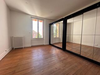  Maison  louer 5 pices 136 m