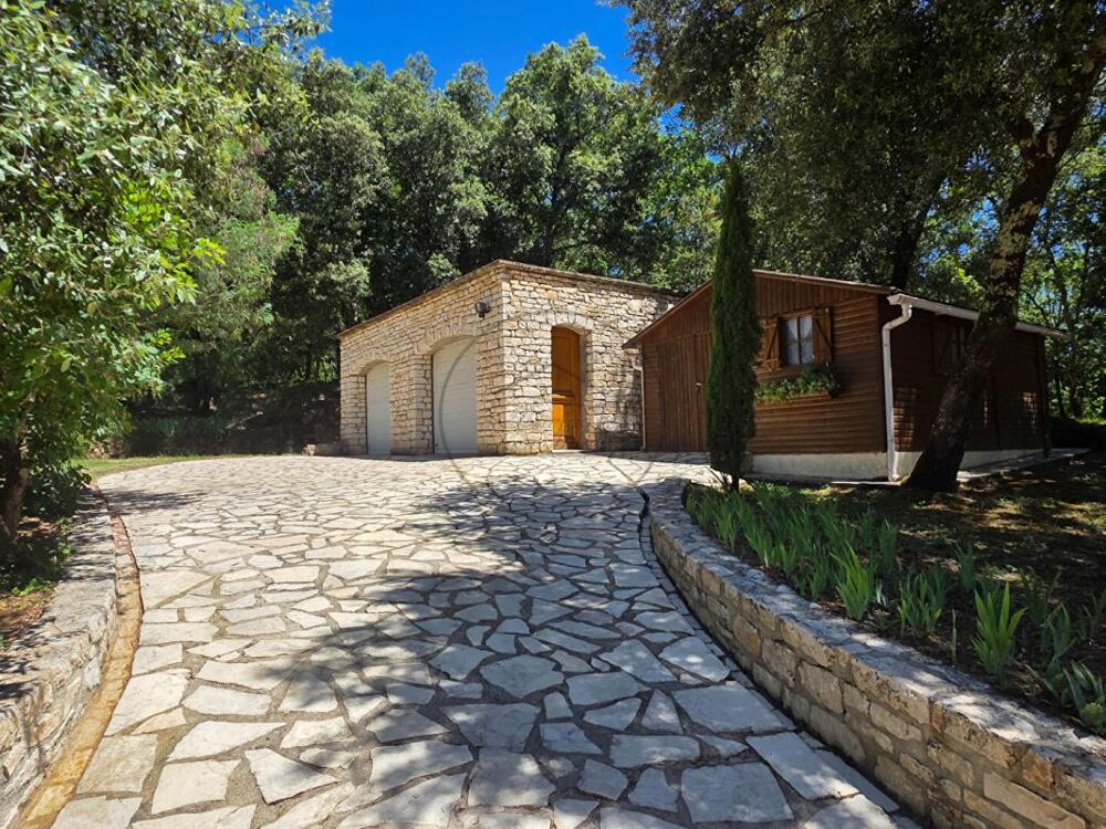 Vente Villa Entre Barjac et Vallon-Pont-d'Arc, une propriété d'exception aux portes des Gorges de l'Ardèche Barjac