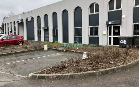 Noisy-le-Grand A LOUER 530m&sup2; &agrave; 1160m&sup2; de locaux d'activit&eacute;s 9 93160 Noisy-le-grand