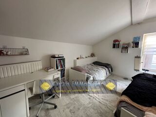  Immeuble à vendre 4 pièces 233 m²