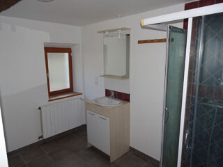  Appartement à louer 3 pièces 56 m²