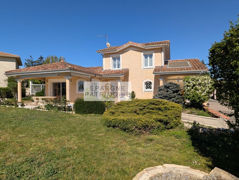 Maison d'architecte 152m2 garage 41m2 terrain 1000m2 Hyper centre Satolas et Bonce