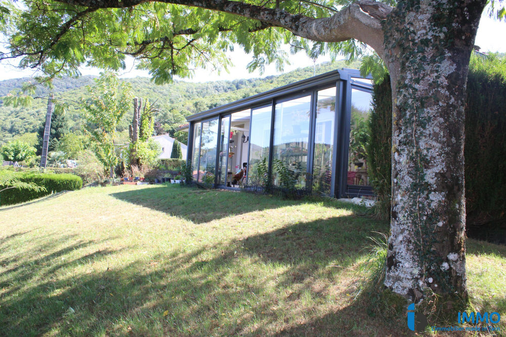 VILLA - 2300 M² DE TERRAIN AVEC PISCINE - AU CALME - BEAU PANOR