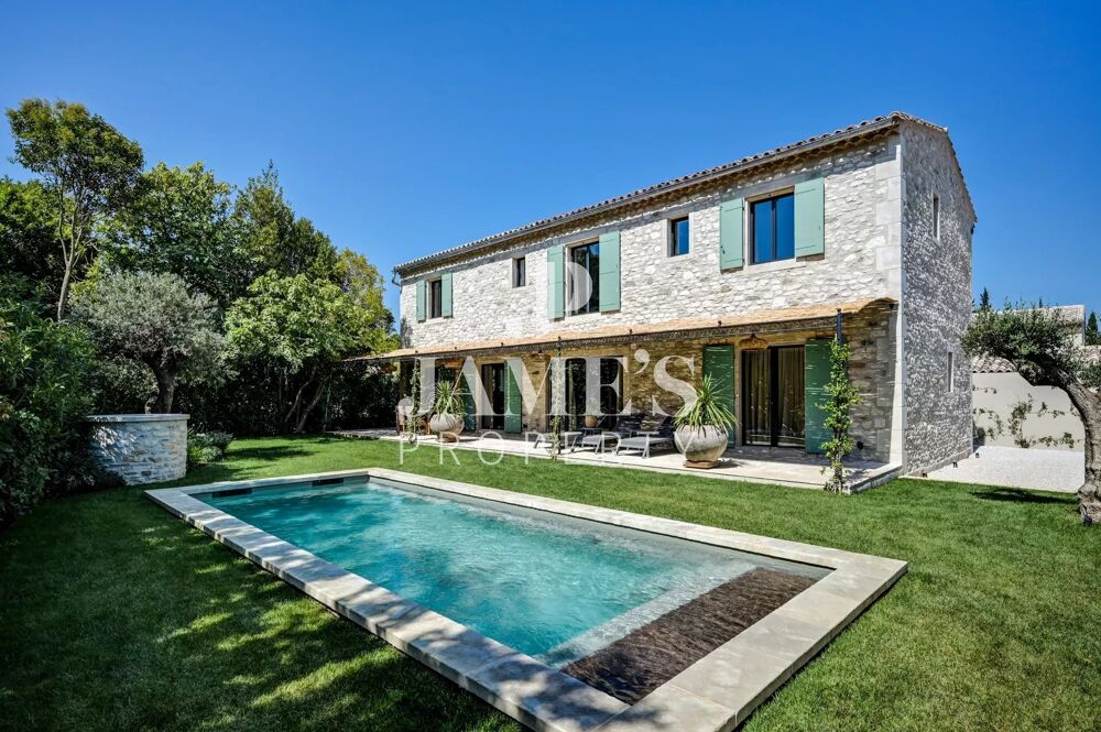 Maison en pierre avec piscine - Saint Rémy de Provence