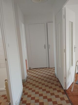  Appartement à louer 3 pièces 53 m²