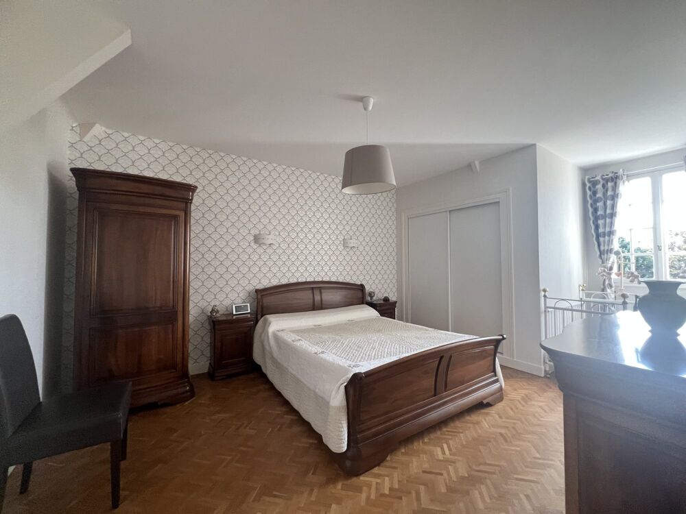 à vendre  Maison Saint-Cyr-sur-Loire (37540)