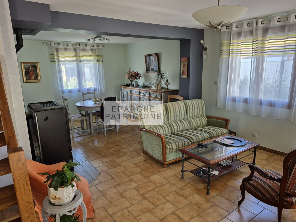Maison familiale 156 m² - 5 chambres - Piscine - Terrain 1021 m² - Villette-d?Anthon