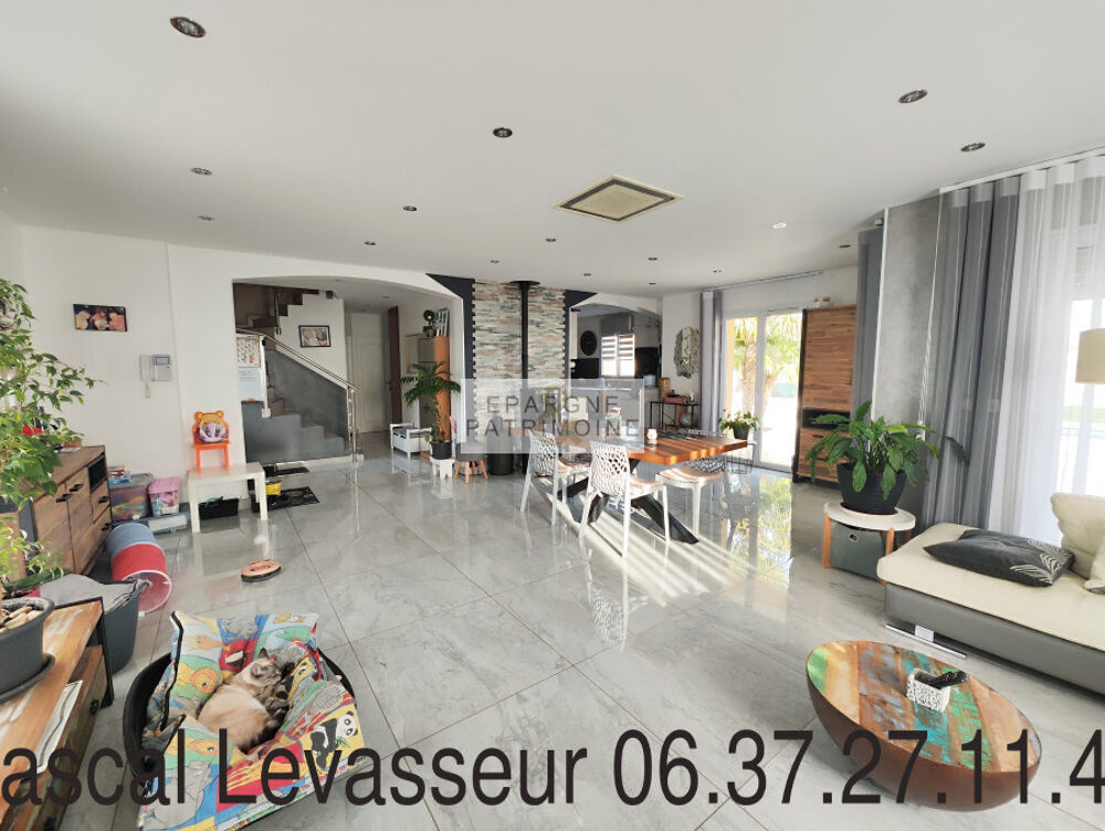 Vente Maison Villa Individuelle 5 chambres 168m2 terrain 1000m2 piscine Satolas-et-bonce