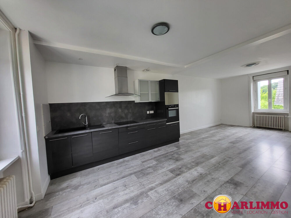 Vente Maison maison de ville avec jardinet et 2 parking Saint-junien