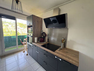  Appartement � vendre 4 pi�ces 75 m�