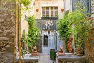  Immeuble à vendre 7 pièces 130 m²