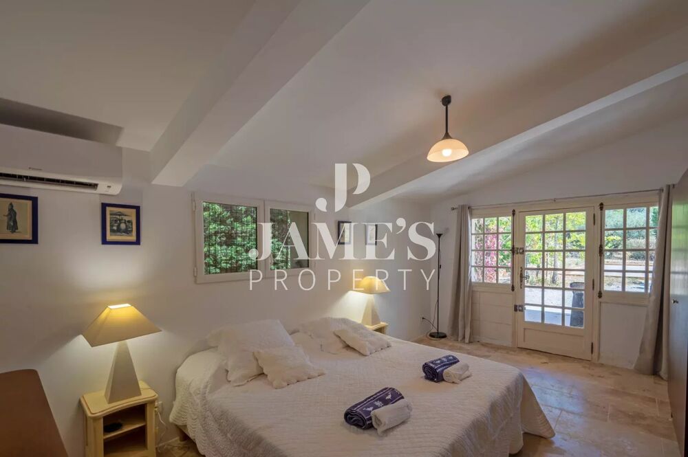 � vendre  Maison Fontvieille (13990)