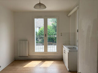  Appartement à louer 3 pièces 64 m²