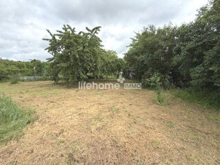  Terrain à vendre 1101 m²