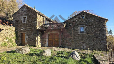   Authentique mas cvenol rnov - 2 logements - Vue panoramique avec calme absolu Maison - 12 pice(s) - 281 m