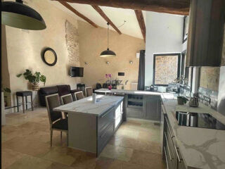  Maison � vendre 9 pi�ces 248 m�