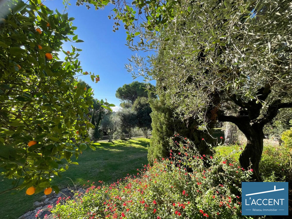 � vendre  Villa N�mes (30000)