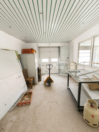  Immeuble à vendre 447 m²