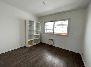  Appartement à louer 3 pièces 53 m²