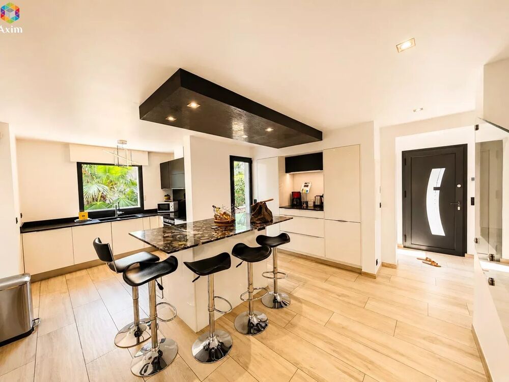 Vente Villa Villa contemporaine avec piscine, jacuzzi et appartement indépen Fréjus