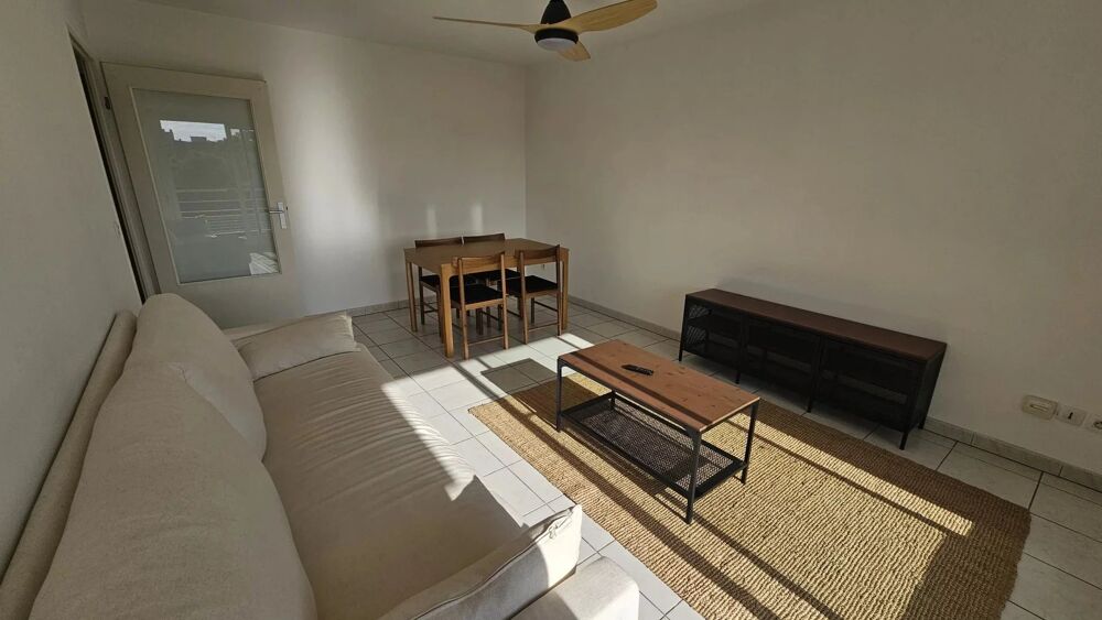 Location Appartement T2 meublé les toits de Méjanes + garage Aix-en-provence