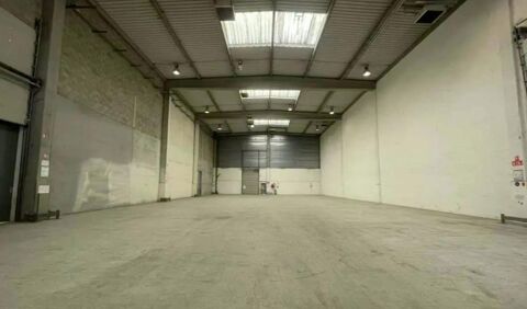  A louer SAINT OUEN Locaux d'activité/bureaux de 1251m² avec Quai 