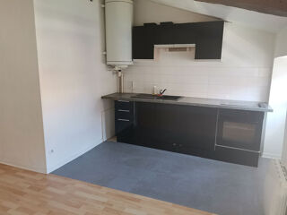  Appartement à louer 3 pièces 46 m²