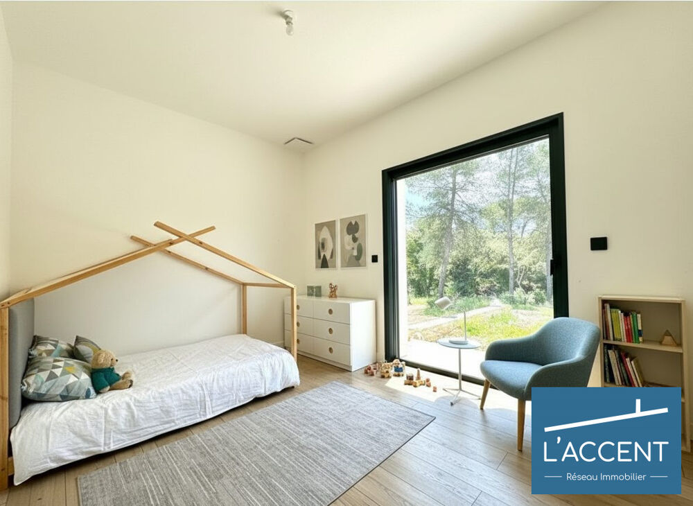 � vendre  Villa Nimes (30900)