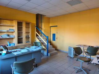 Vente Maison St Jean Sur Reyssouze -A Vendre Villa + Hangar Saint-jean-sur-reyssouze