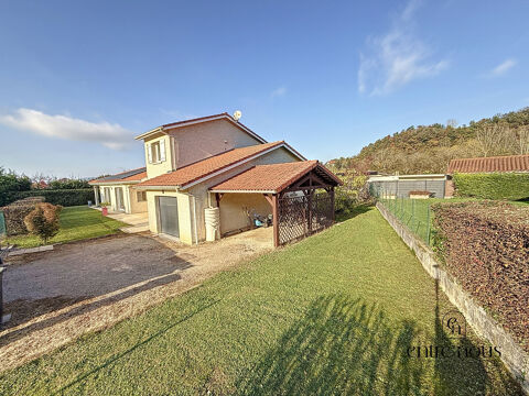   Maison à vendre à St Victor de Cessieu de 250m2 Maison - 5 pièce(s) - 250 m²