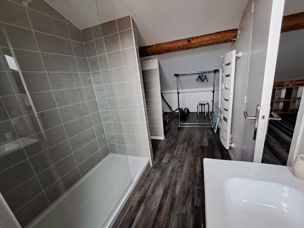Location Appartement Appartement Saint Etienne 1 pièce(s) 24 m2 Saint-Étienne