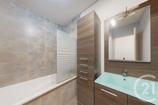  Appartement � vendre 4 pi�ces 81 m�