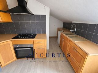  Appartement à louer 3 pièces 80 m²