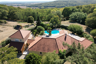  Maison à vendre 8 pièces 204 m²