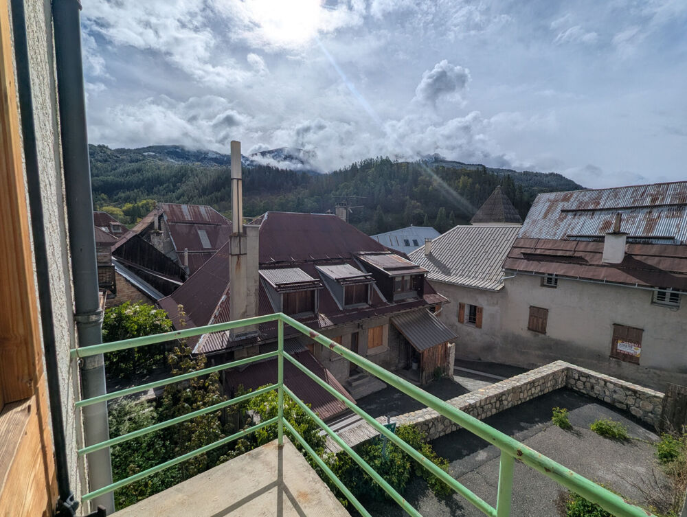 Vente Maison 2 bâtiments en plein centre d'ALLOS Allos