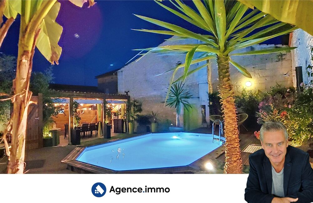 Vente Maison Maison de Bourg avec piscine Saint-fort-sur-gironde