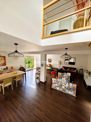  Maison à vendre 5 pièces 144 m²