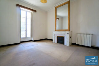  Immeuble � vendre 488 m�