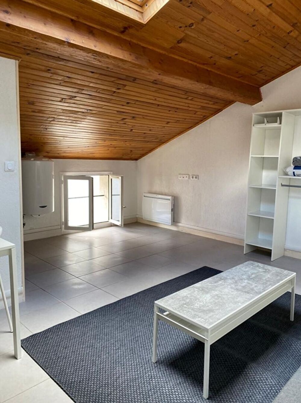 Location Appartement Pantin ? Un studio plein de charme à 2 minutes du métro Pantin