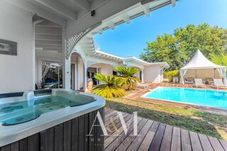  Villa � vendre 10 pi�ces 350 m�