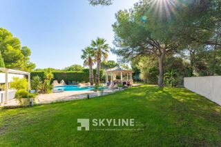  Maison à vendre 8 pièces 320 m²