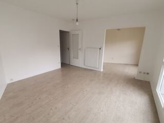  Appartement à louer 1 pièce 32 m²