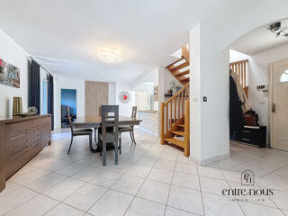  Maison � vendre 5 pi�ces 250 m�