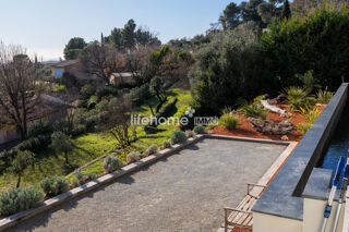  Villa � vendre 5 pi�ces 234 m�