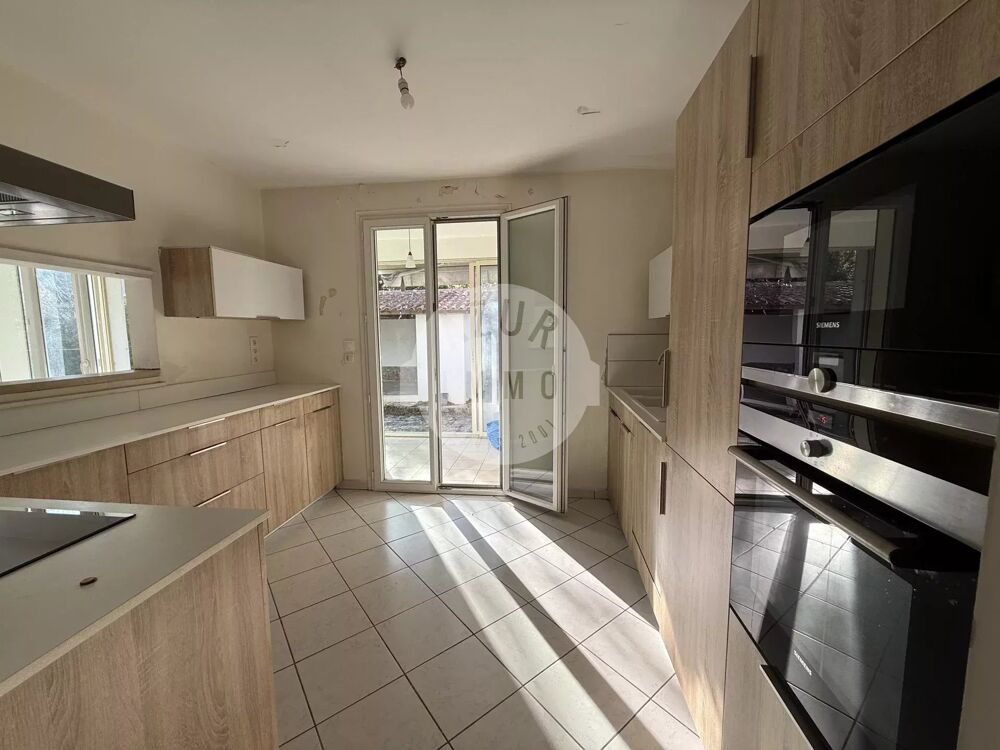 � vendre  Maison Saint-Zacharie (83640)