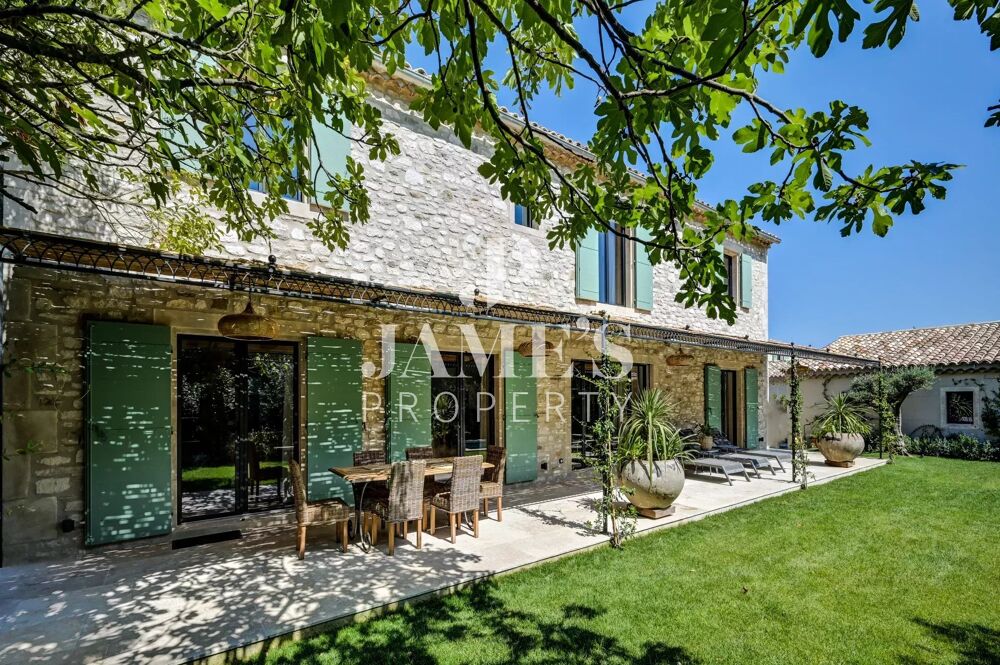 Maison en pierre avec piscine - Saint Rémy de Provence